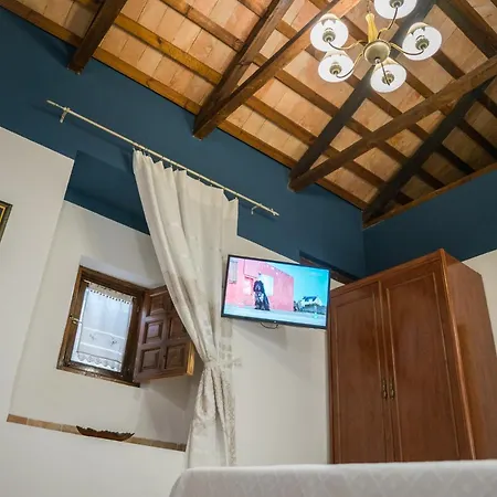 Bed & Breakfast La Aldaba, Antigua Casa De Labor *